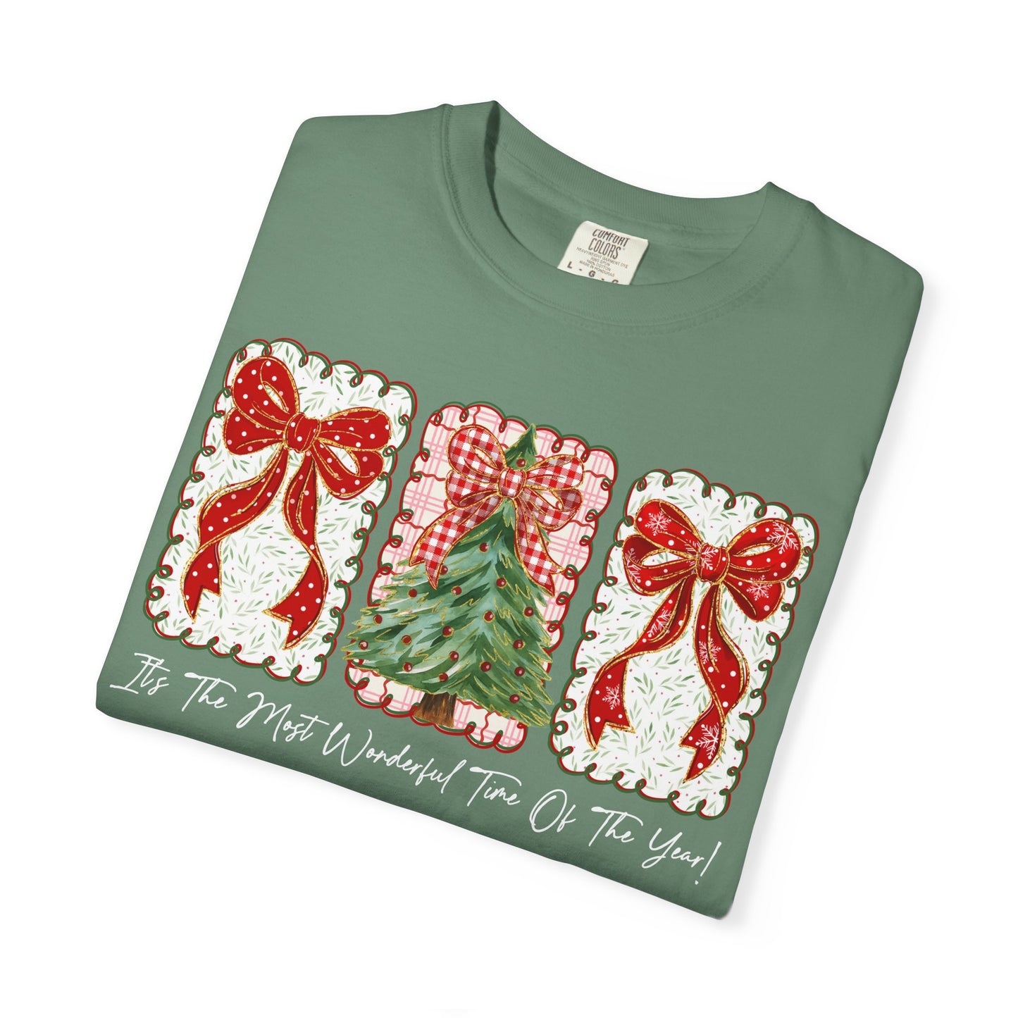 Christmas Tree & Bows T-Shirt — Festive Holiday Graphic Tee